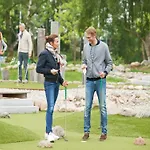 Im Freizeitpark Weissenhaeuser *